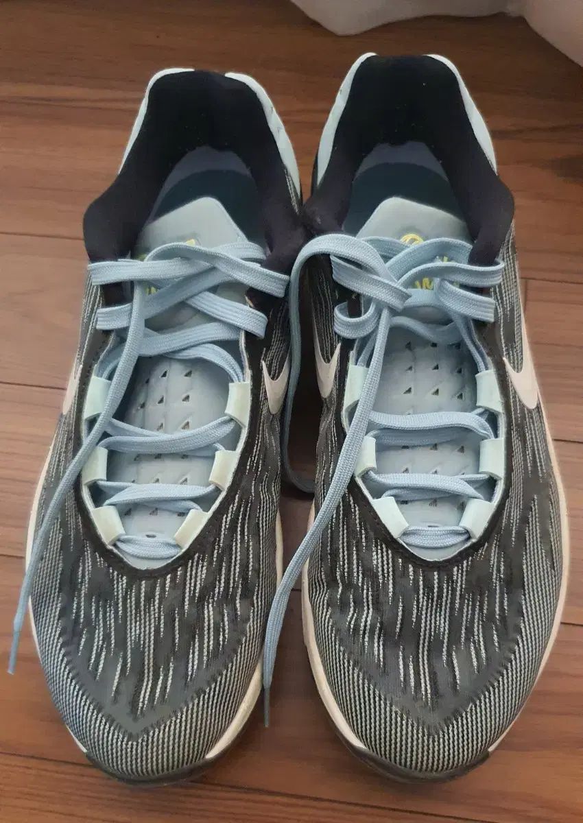 冬【~90％ 富山】カムリ マークX クラウン レクサス 235/45R18 トヨタ