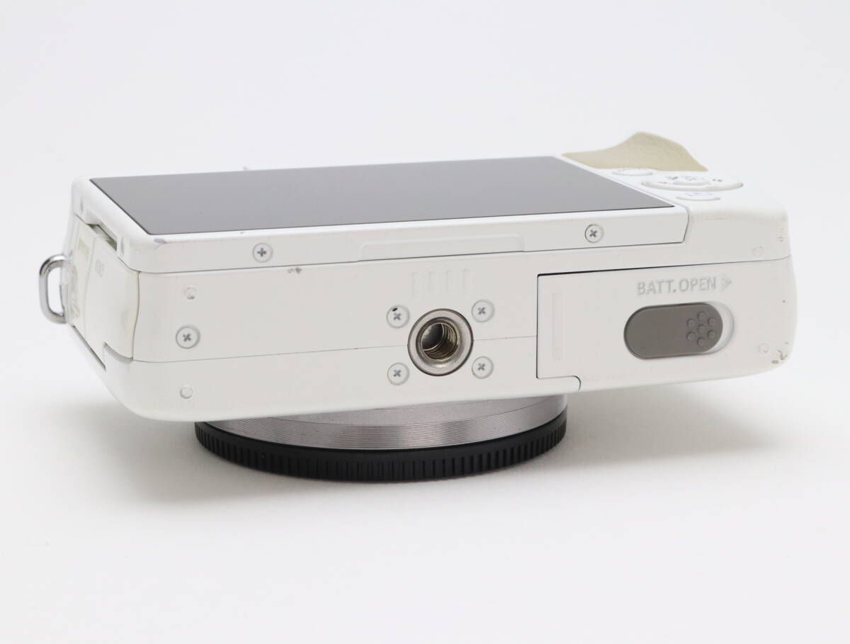 B- (並品) Canon キヤノン EOS M10 ホワイト EF-M 15-45 F3.5-6.3 IS