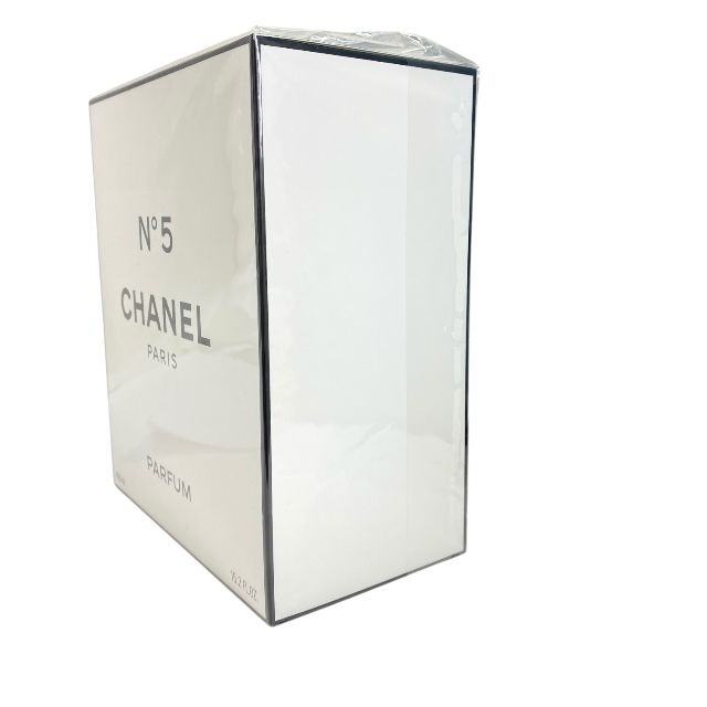 2000本 シャネル