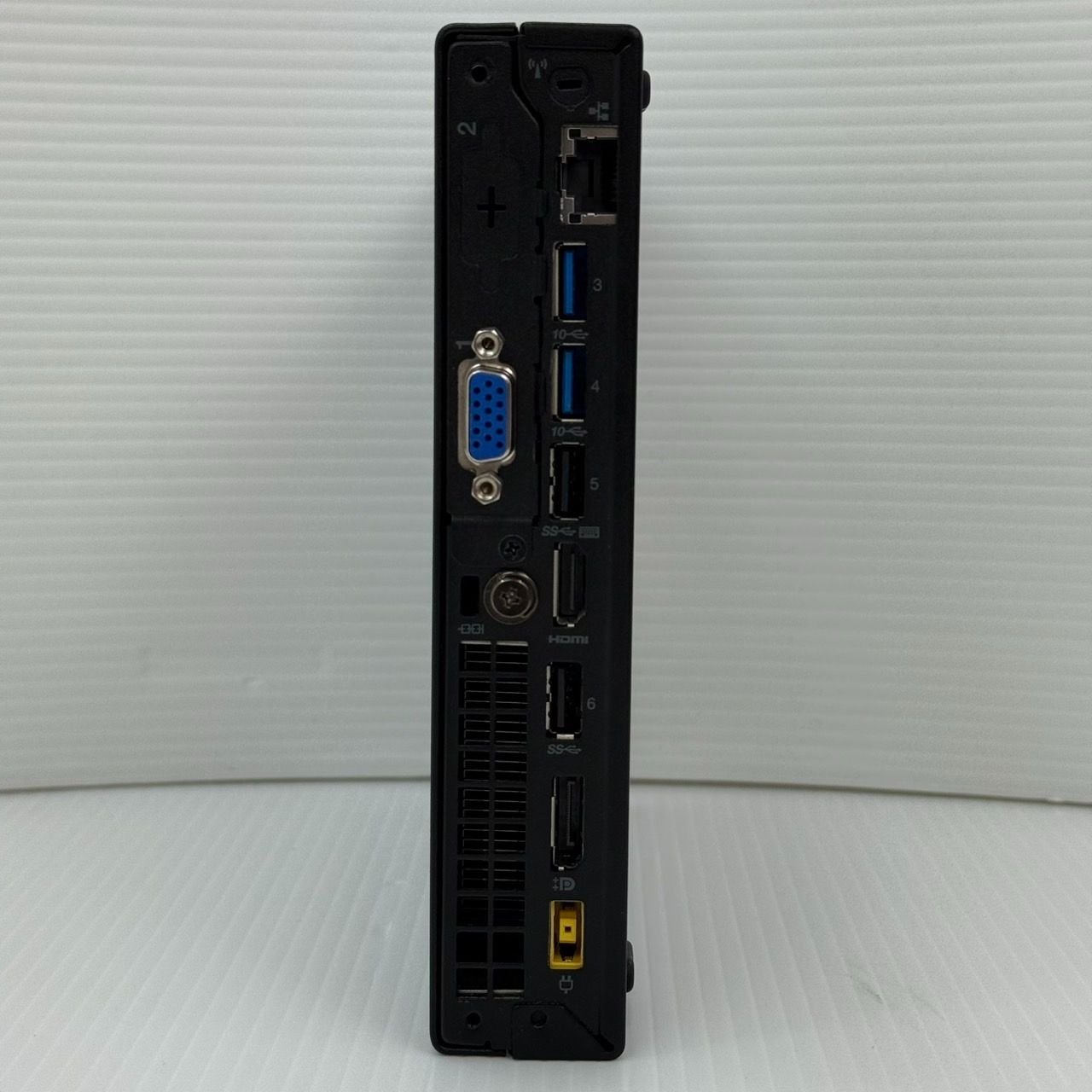 Lenovo ThinkCentre M 720 qミニデスクトップ Core i 3-第8世代 8 GBメモリ 256 GB SSD m.2 NVMe 0331-202507-0005