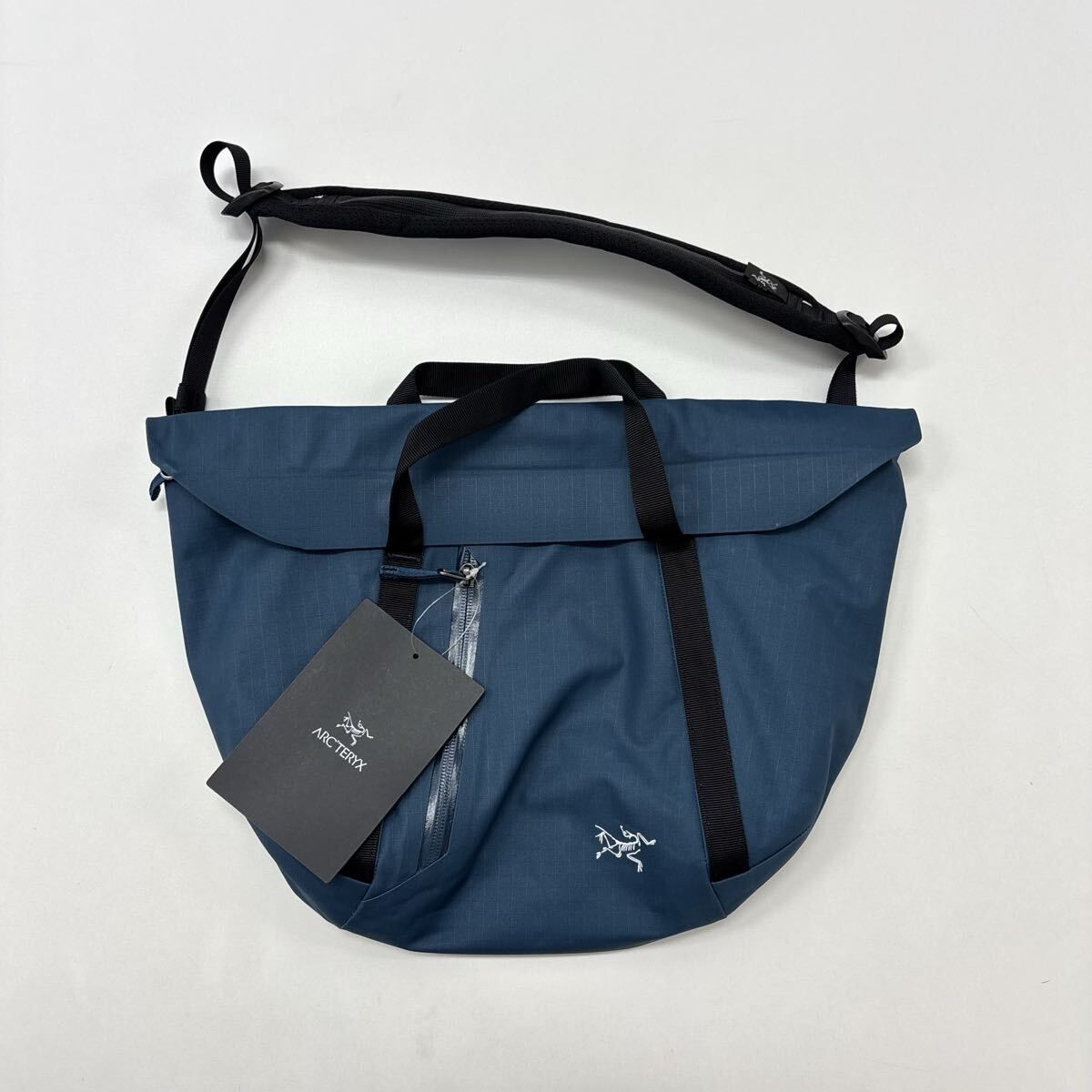 アークテリクス グランヴィル ショルダーバック nightscape 新品 アークテリクス グランヴィル ショルダーバック nightscape