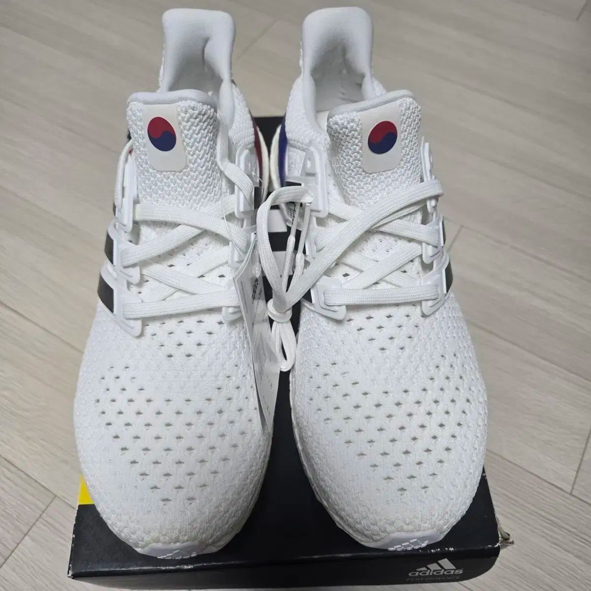 アディダス ウルトラブースト ソウル