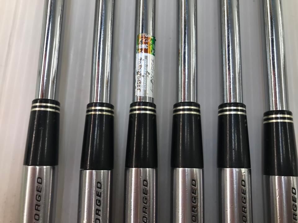 スリクソン Z945 | S200 | ﾀﾞｲﾅﾐｯｸｺﾞｰﾙﾄﾞ ﾂｱｰｲｼｭｰ ﾃﾞｻﾞｲﾝﾁｭｰﾆﾝｸﾞ