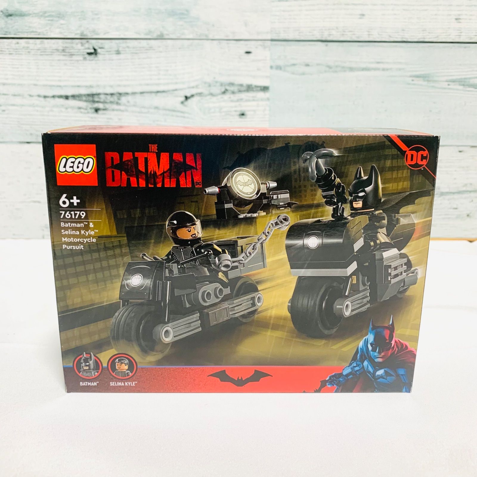 キキ品その2 新品未開封》レゴ 76179 バットマン&セリーナ・カイル オートバイ