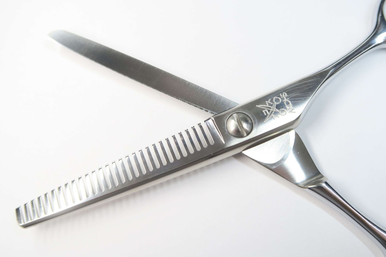 Cランク【AKKOHS アコス】 A5528 セニング 美容師・理容師 5.5インチ