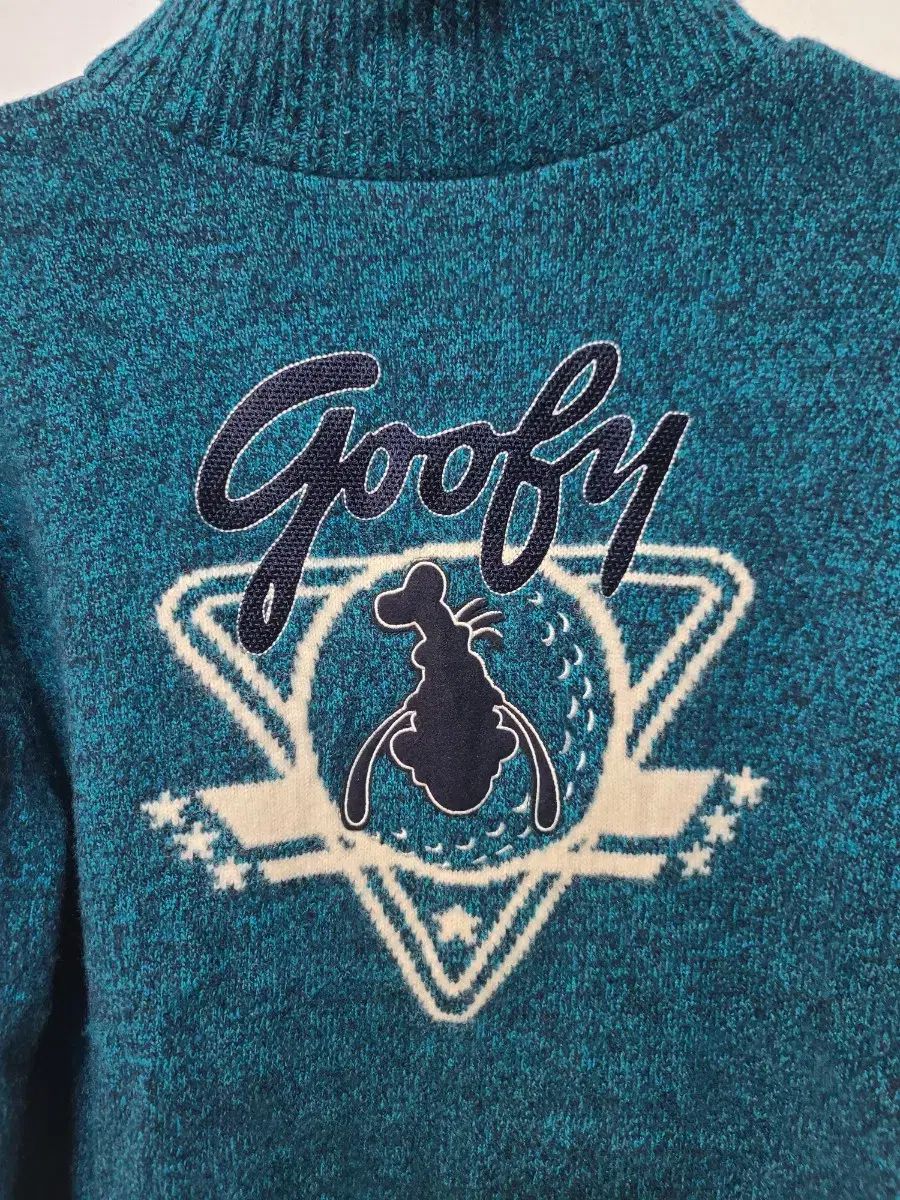 ディズニー グーフィー キルティング ニット ハーフジップアップ 100