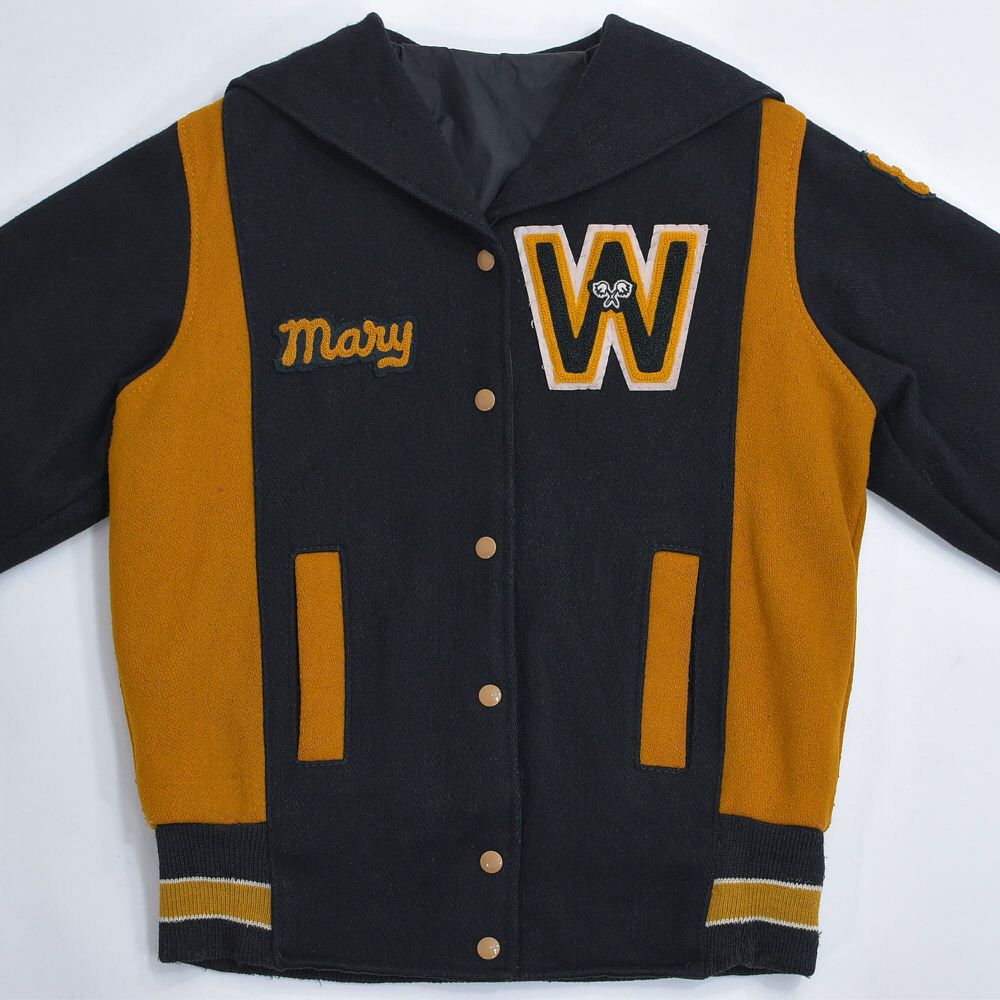 MLB ニューヨークヤンキース マルチロゴ シティジャケット スタジャン