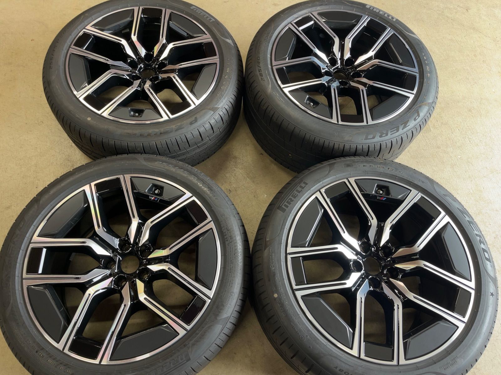 BMW G 70 7シリーズ 新車外し 空気圧センサー付 20インチ 4本セット