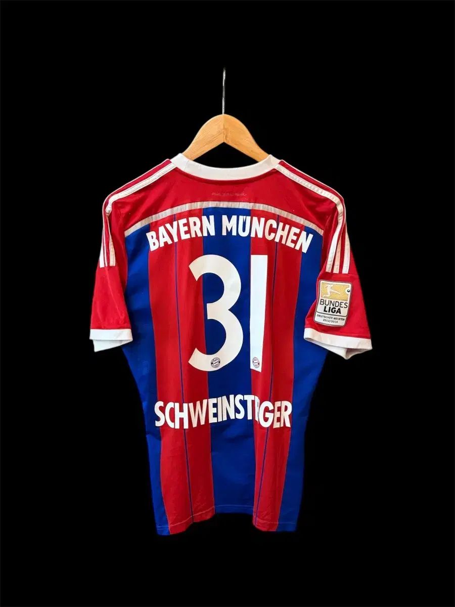 海外M 14-15 FCバイエルン・ミュンヘン 人気 HOME シュヴァインシュ
