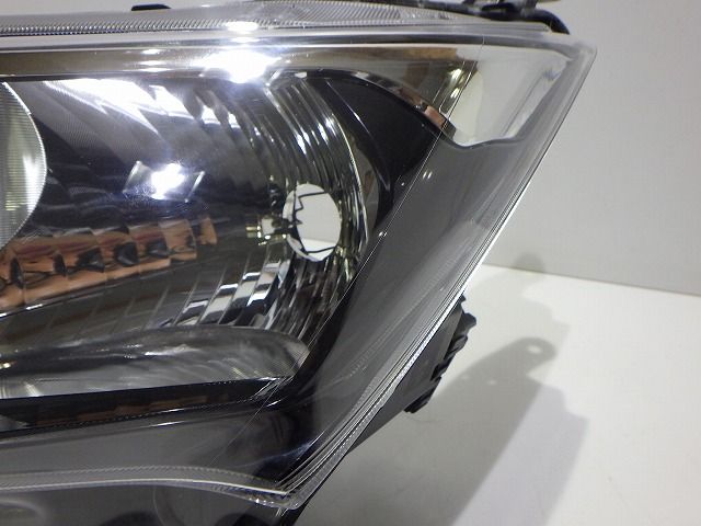 タンク トヨタ M900A 純正 ヘッドライト スタンレー LED 左ヘッド