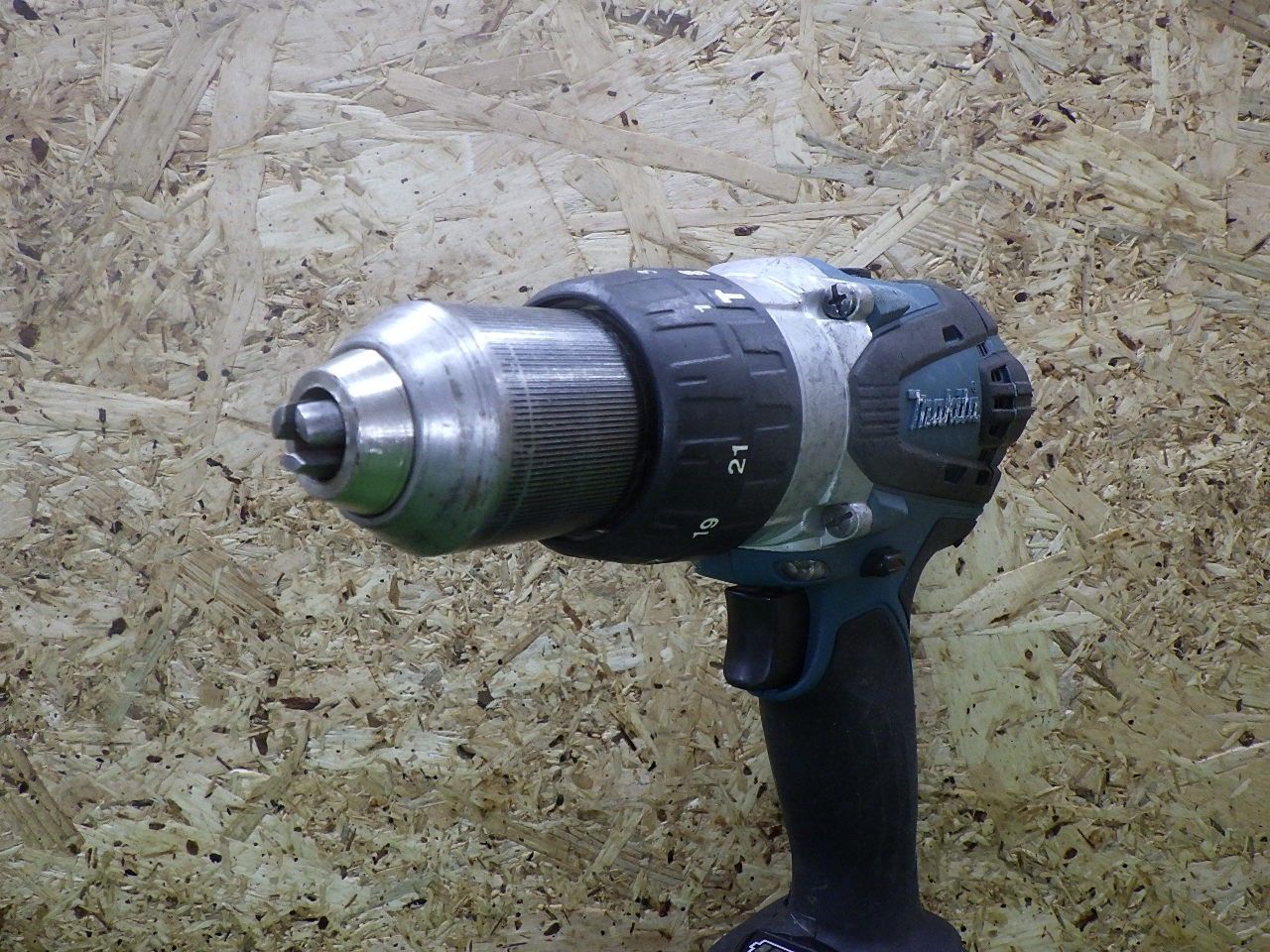  マキタ HP 458 DZ 充電式震動ドライバドリル 18 V 本体のみ Makita 大工道具 電動工具 品 発送 電動インパクトドライバー ドリル ドライバー レンチ