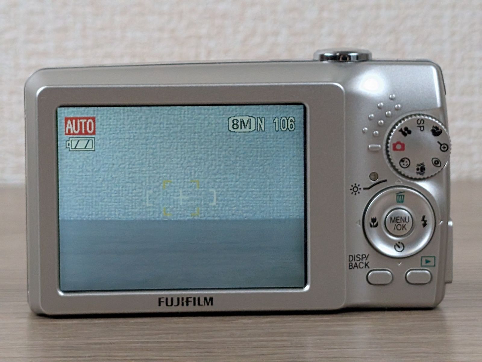 FUJIFILM FUJIFILM FinePix F480 デジタルカメラ パッケージ シルバー