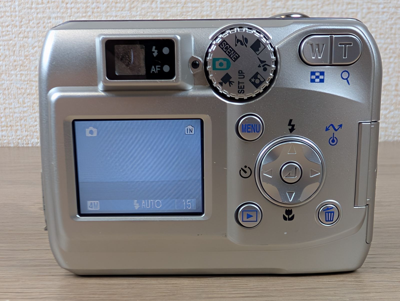 レトロ/CCD】Nikon COOLPIX 4100 本体 完動品 単三電池駆動 オールド 