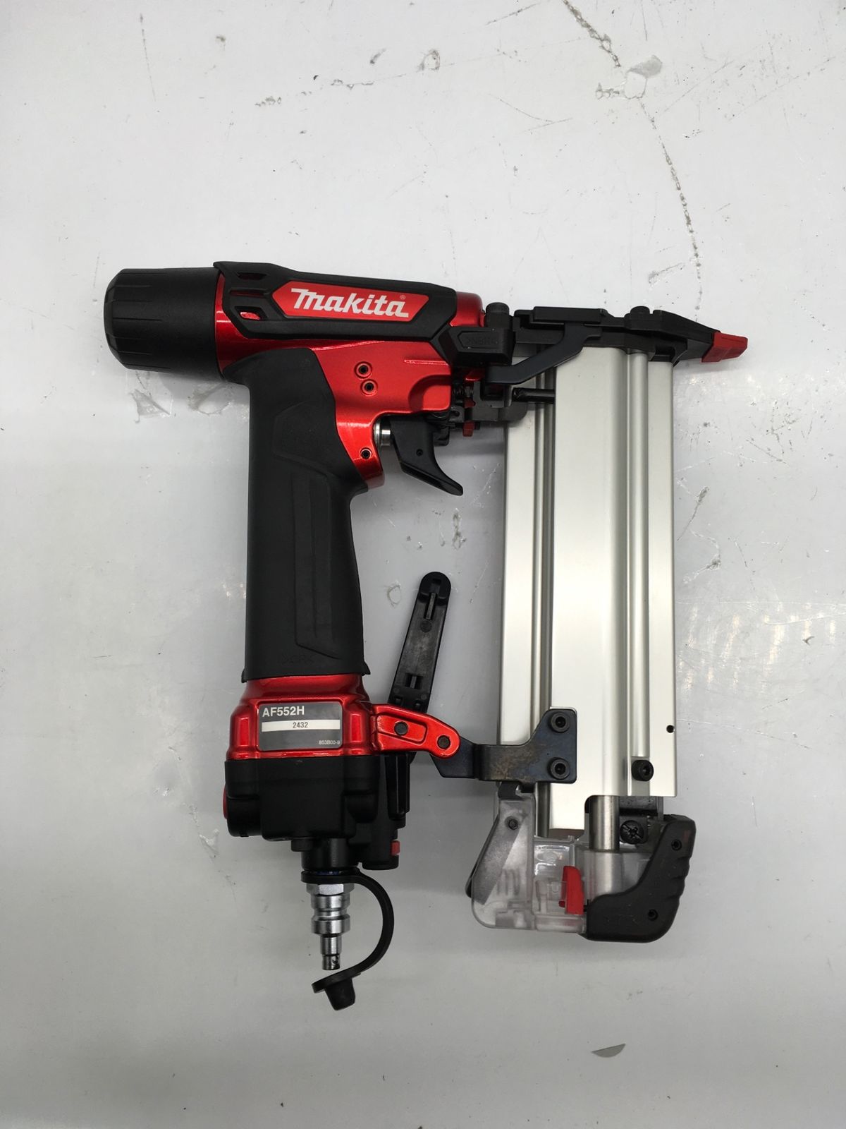 可能性 品 Makita マキタ 高圧仕上釘打 エアダスタ付 AF552H ITS2Y59QZX35 エコツール岡崎インター店 M02 生殖能力