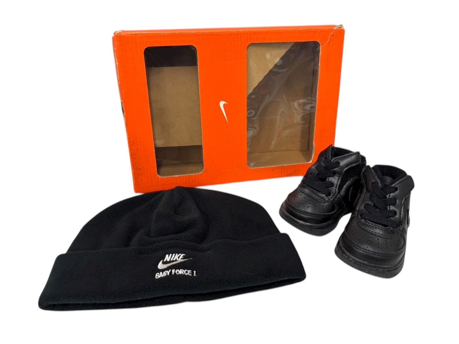NIKE BABY ナイキ ベイビー GIFT PACK ギフトパック FORCE 1 エアフォースワン スニーカー シューズ ニット帽 セット 4 b 008552
