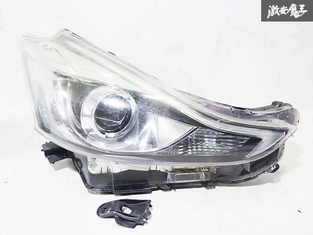 ☆点灯OK☆ トヨタ 純正 ZVW40W ZVW41W 割引 プリウスα 後期 LED