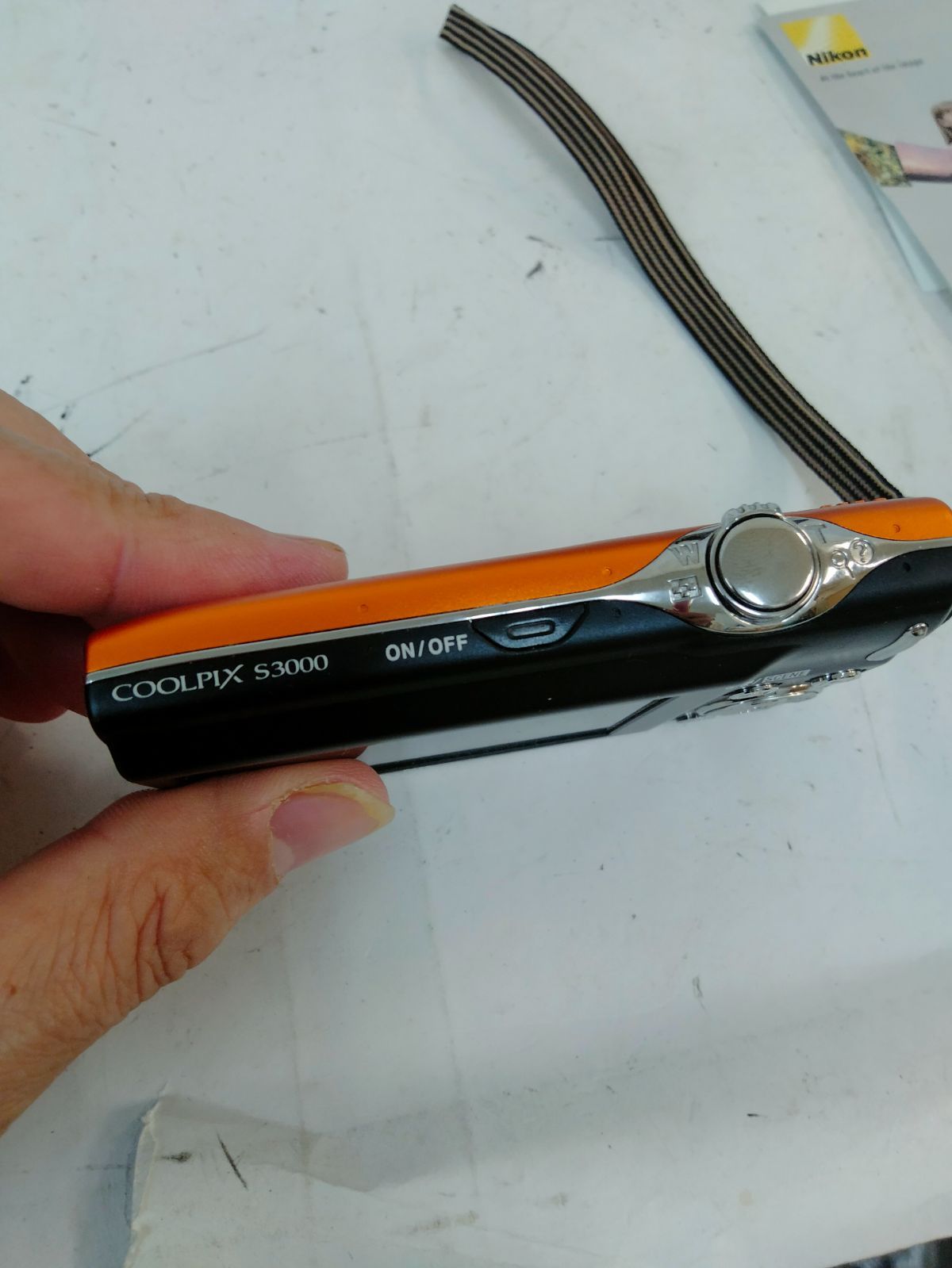 ジャンク Nikon COOLPIX S3000 コンパクトデジタルカメラ オレンジ