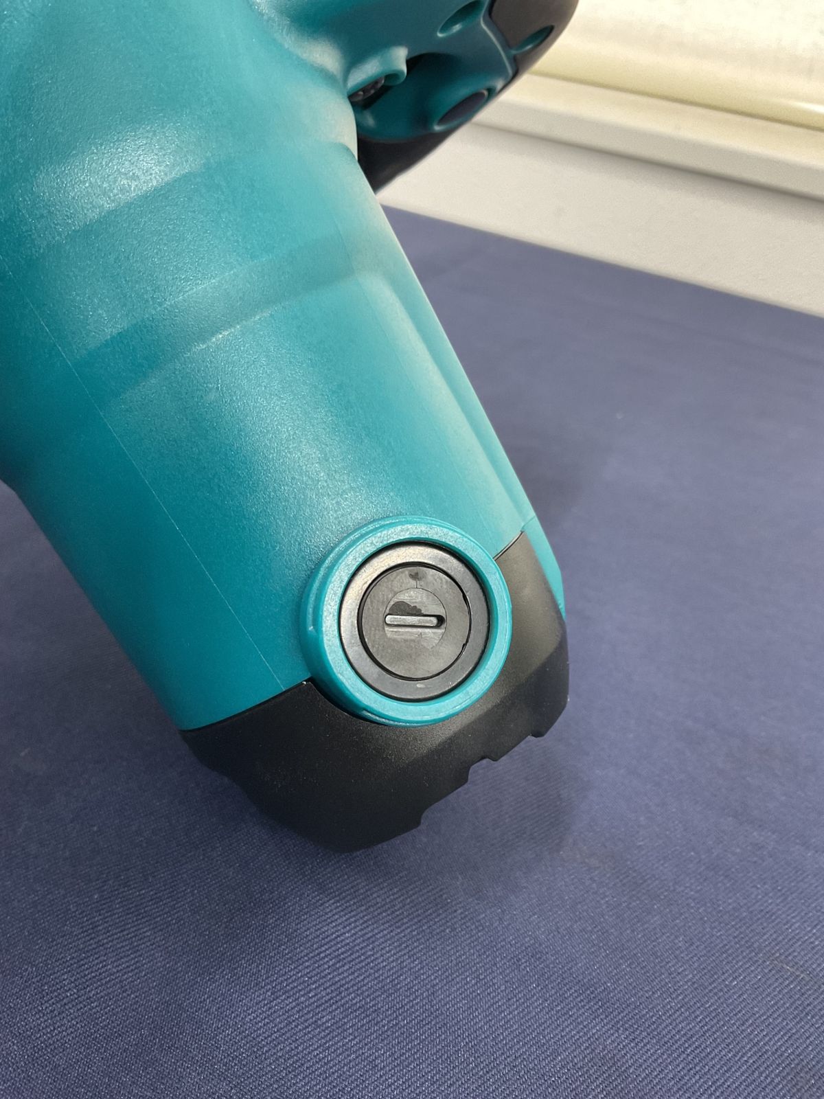  マキタ makita 電子造作用精密マルノコ 5710 C 電動のこぎり 切断工具 切断機