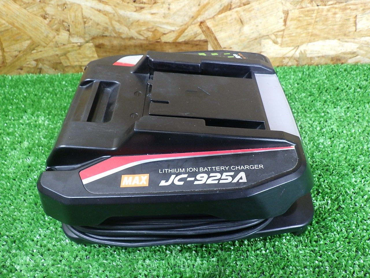 リチウムイオン充電器