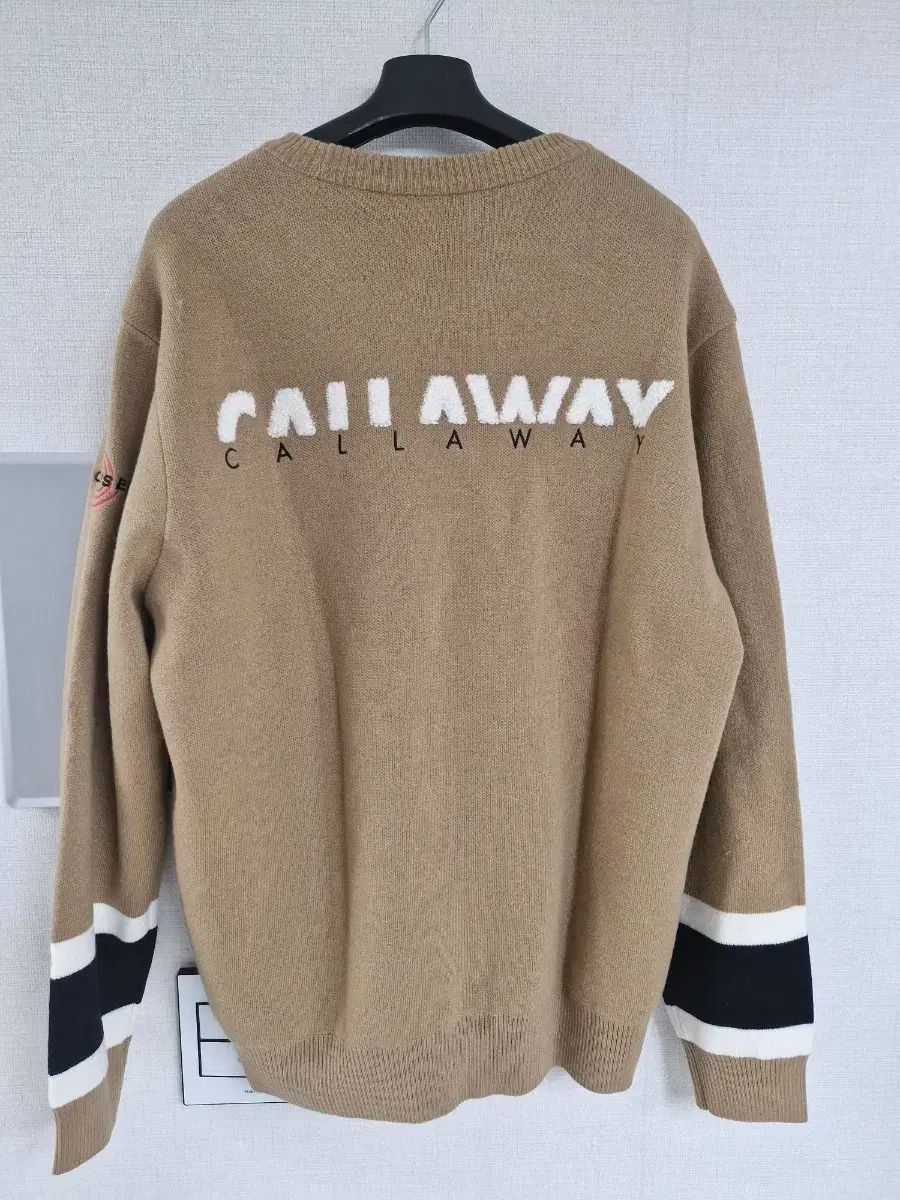 週末セール！新品MARK & LONA スター・ウォーズ ニット(サイズ48) セール！新品MARK & LONA スター・ウォーズ ニット(サイズ48)