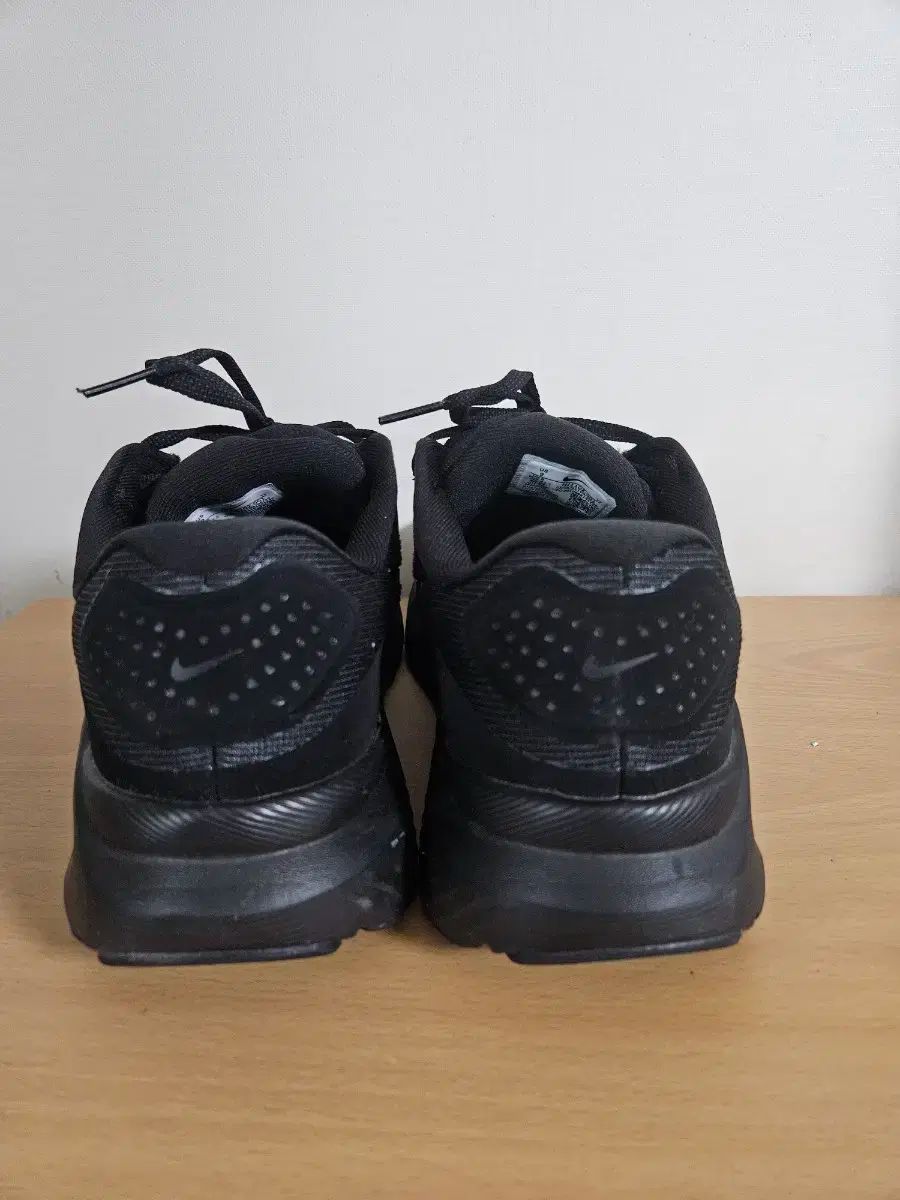 270サイズ ランニングシューズ