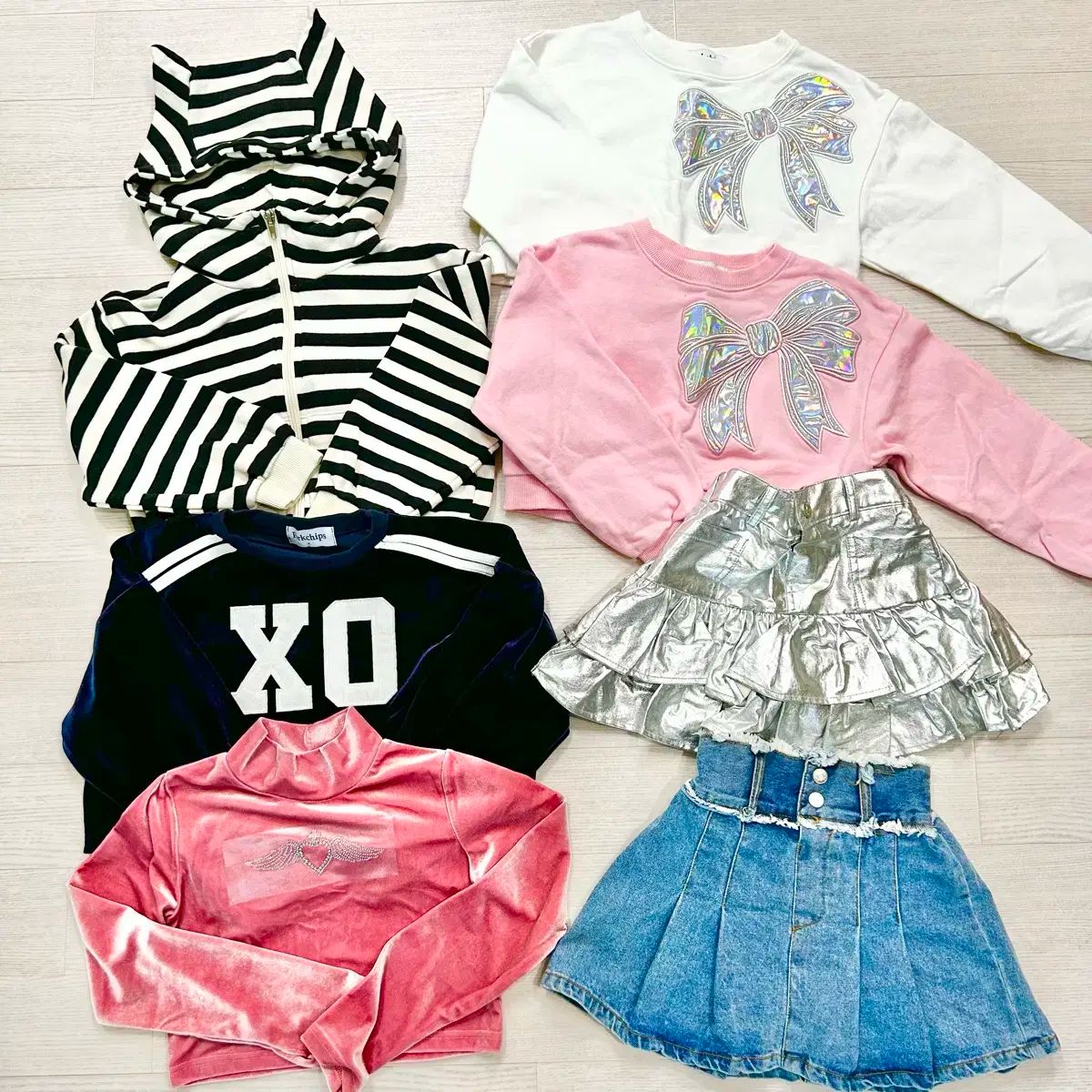 ポークチップス XL クロップド スカート ダンス衣装 KPOP アイドル ファッション 猫 WHO フーディー 女の子 秋 冬