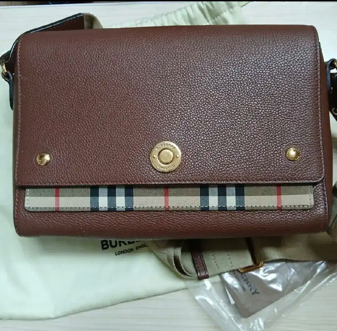 バーバリー ブラウン チェック クロスバック