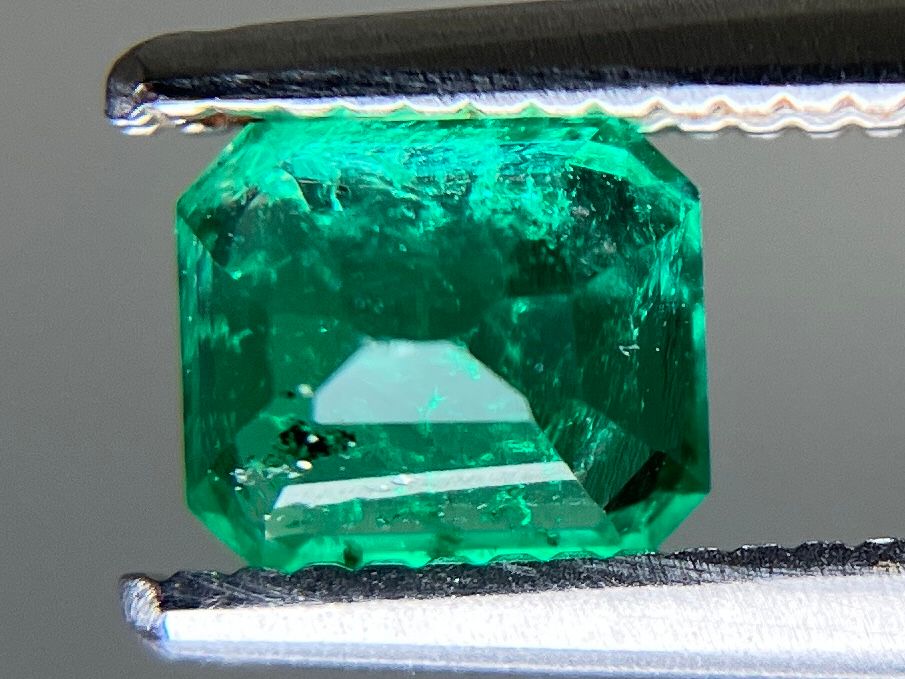 5.06㎜×4.42㎜×3.77㎜ ルース