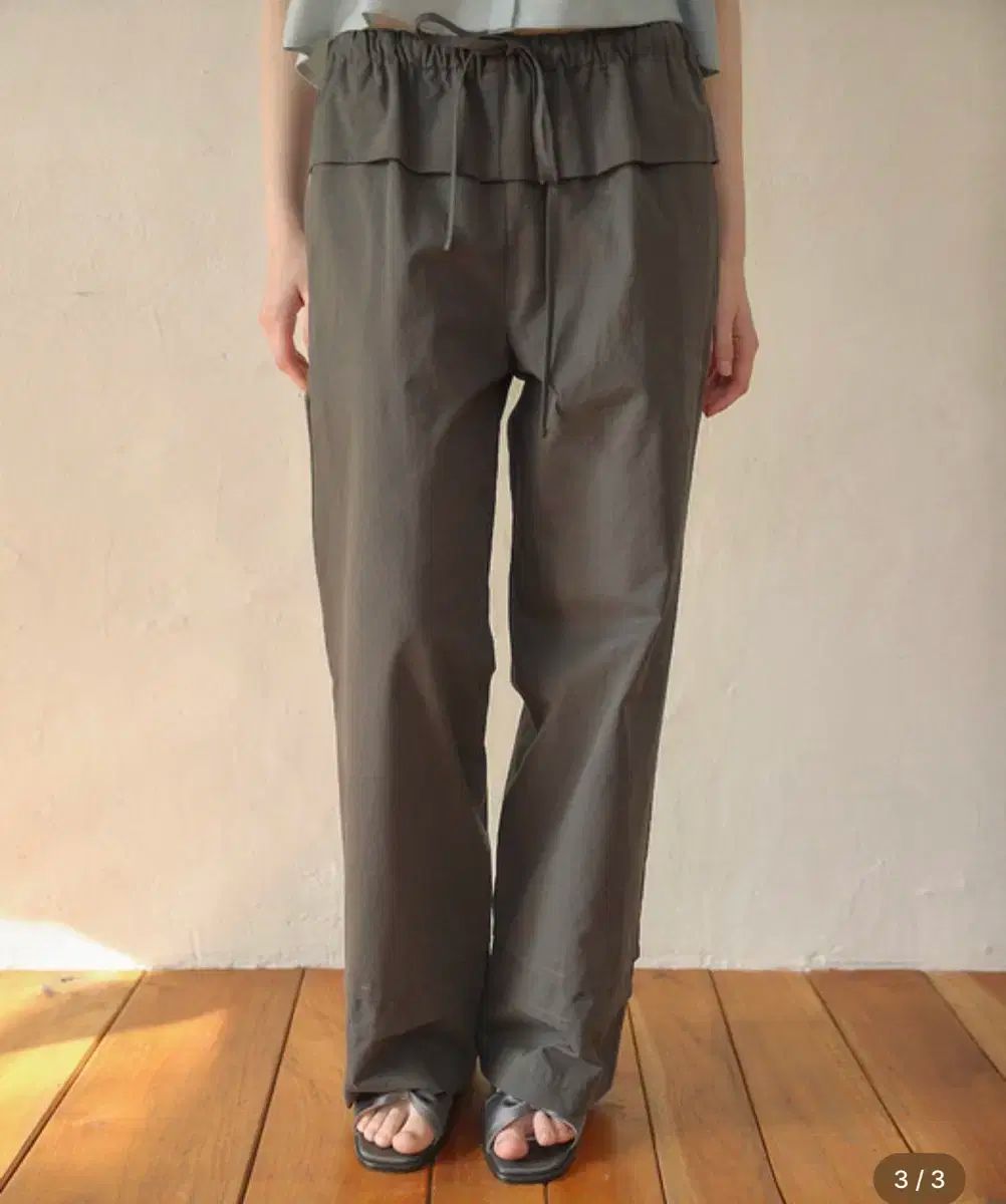 アウロ レイヤード コットン フリル パンツ COTTON FRILL PANTS チャコール