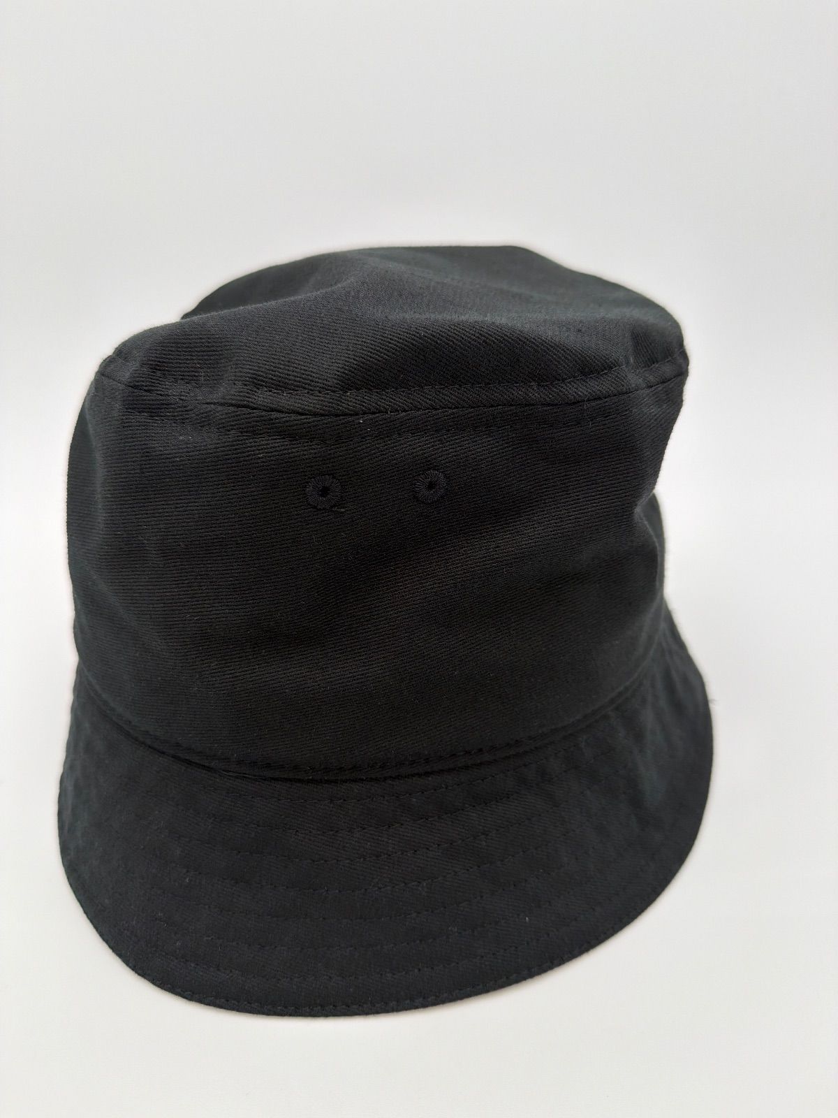  黒 バケットハット Vロゴ刺繍 保存袋 き サイズ59 メンズ レディース バケットハット ハット