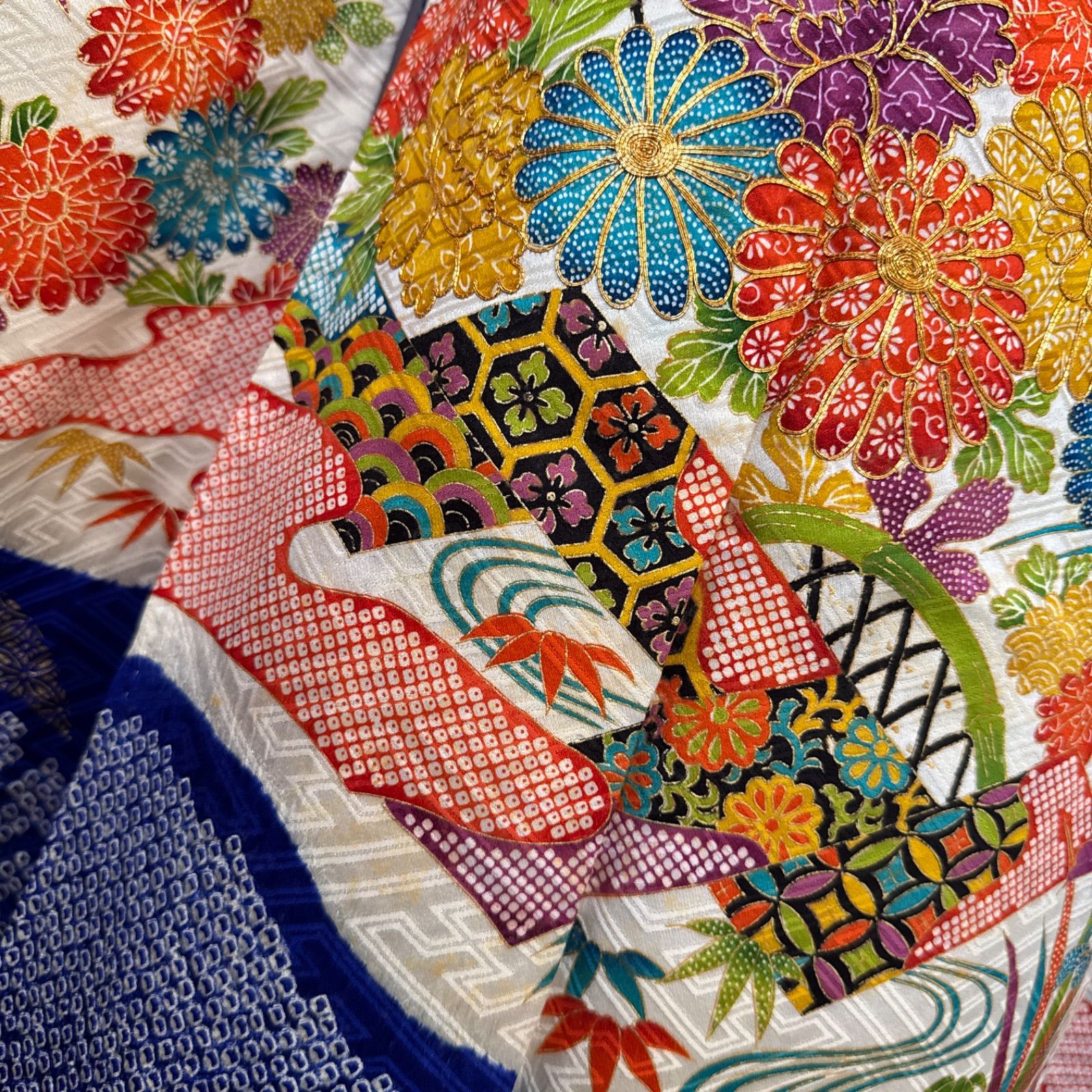 振袖フルセット(7点)・鹿の子絞り・菊・牡丹・金駒刺繍・染め分け・金銀彩・正絹 振袖フルセット・鹿の子絞り・菊・牡丹・金駒刺繍・正絹FS489 - メルカリ