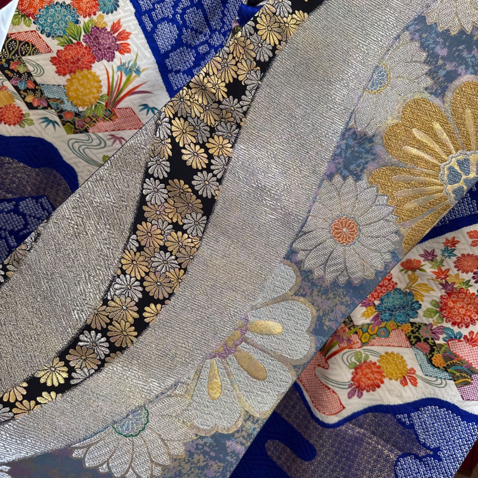 振袖フルセット(7点)・鹿の子絞り・舞蝶・金駒刺繍・舞桜・染め分け・正絹 振袖フルセット(7点)・鹿の子絞り・舞蝶・金駒刺繍・舞桜・染め分け・正絹