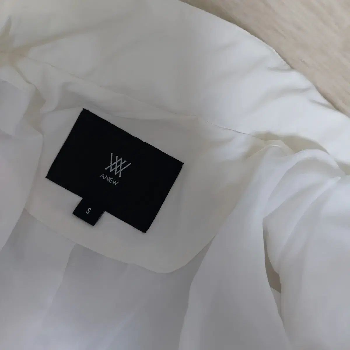 軽量ダウンジャケット