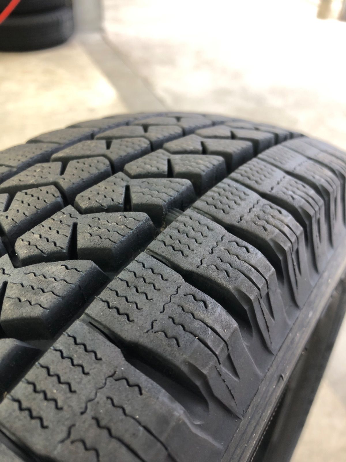  トヨタ プロボックス マツダ ファミリアバン 155 80 R 14 88 86 N スタッドレスタイヤ ブリヂストン VL 1 14インチ スタッドレス