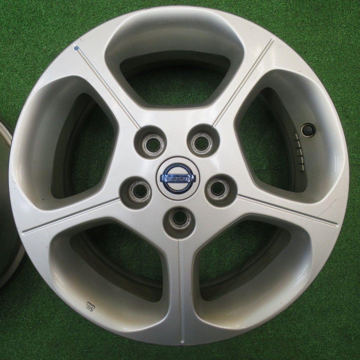 4本価格 日産 ZE 0 リーフ ホイール 16インチ 16 6 5 J PCD 114 3 H ホ