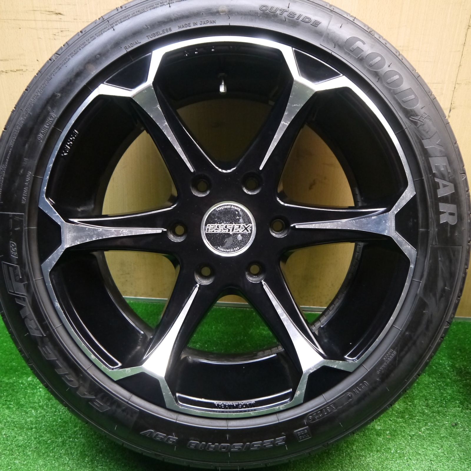 4本価格 22年 ESSEX CRS 225 50 R 18 グッドイヤー イーグル RVF ECO エセックス 18インチ PCD 139 7 6 H ノ