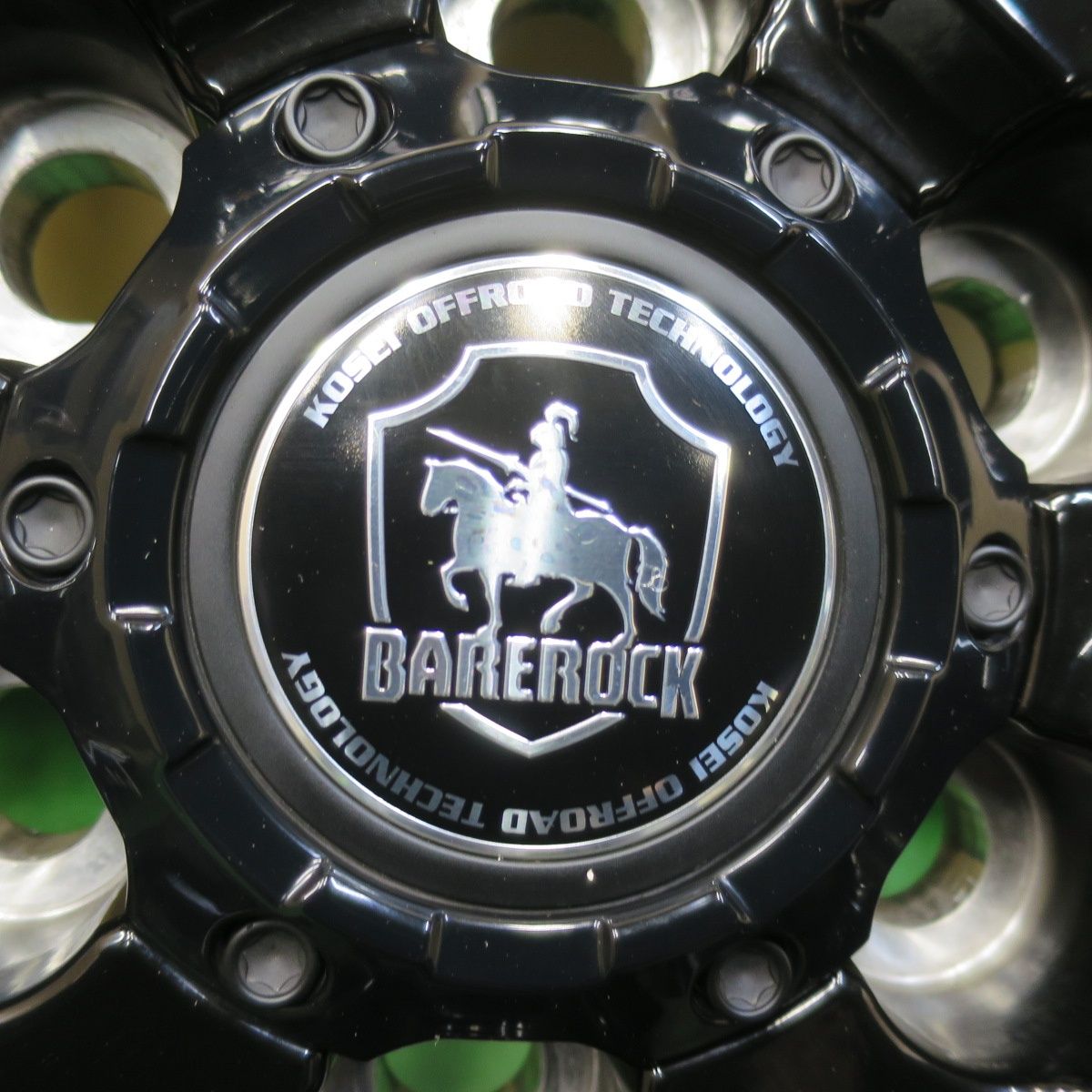  バリ溝 23年 キレイ 9 5分 スタッドレス 265 65 R 18 ダンロップ ウインターマックス SJ 8 BISON ベアロック バイソン 18インチ PCD 139 7 6 H 5110305イス 18インチ タイヤ ホイールセット