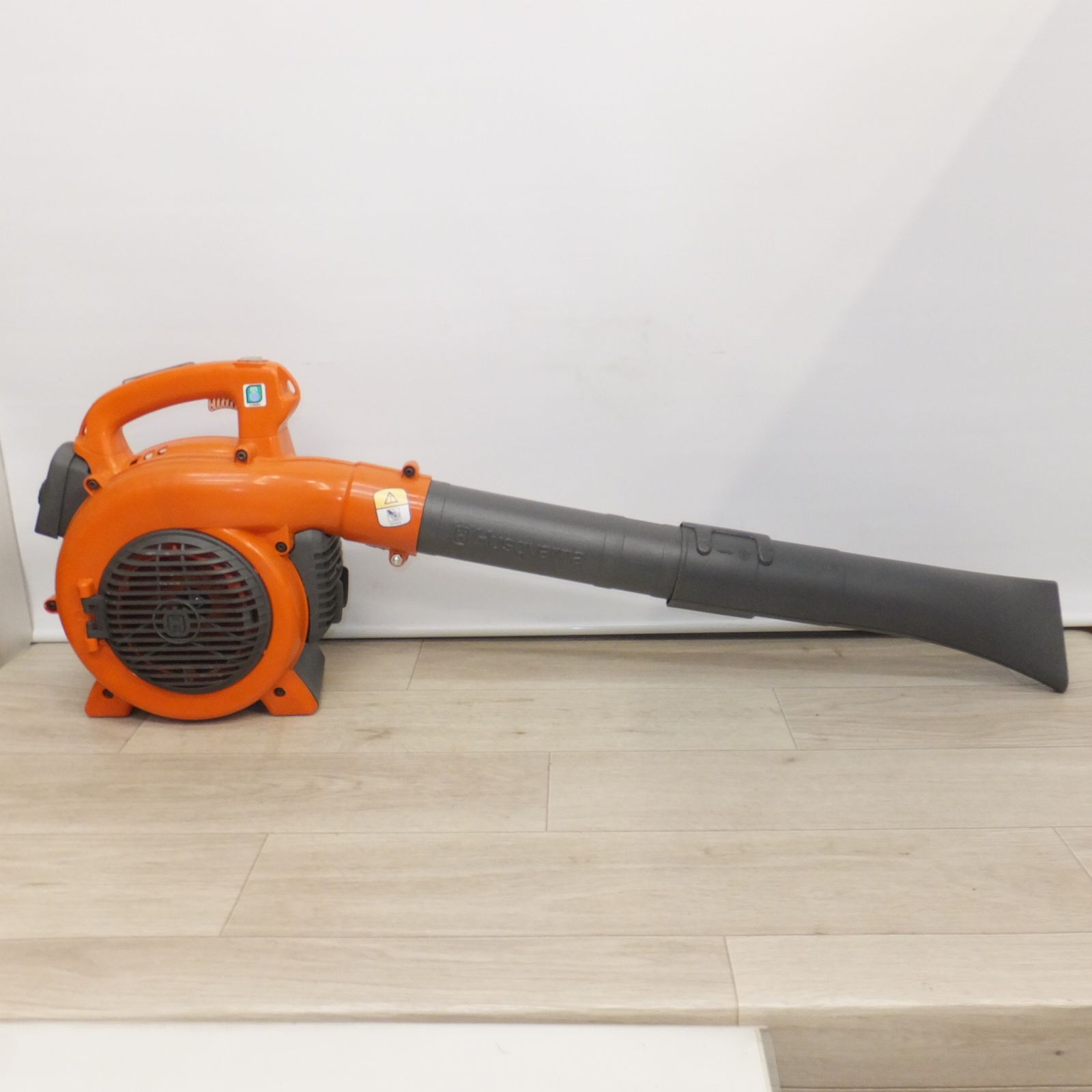 岐阜発 ハスクバーナ Husqvarna リーフブロワー 125B エンジンブロワ