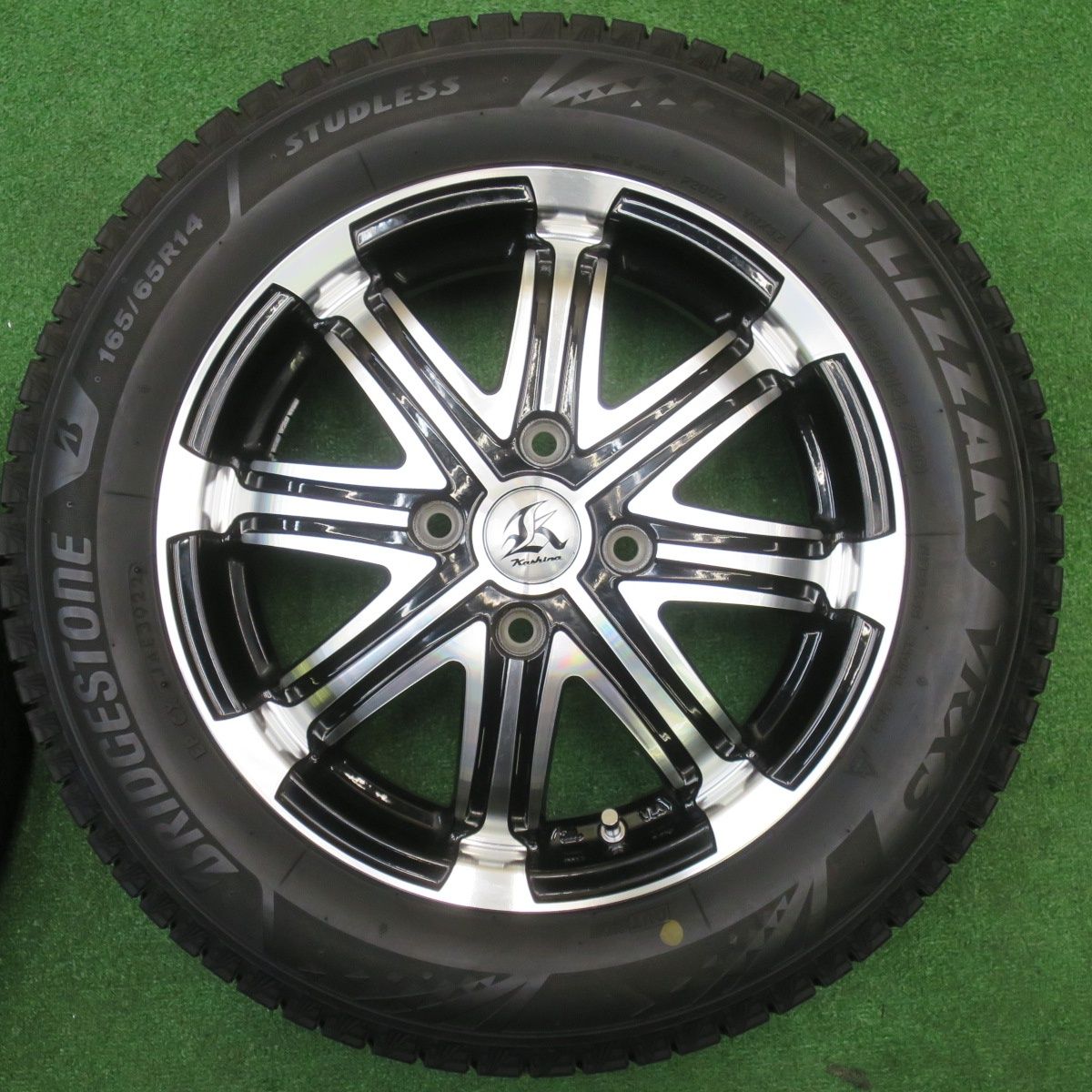 バリ溝 22年 キレイ 9分 スタッドレス 165 65 R 14 ブリヂストン ブリザック VRX 3 Kashina V 1 カシーナ 14インチ ハスラー ソリオ 等 PCD 100 4 H ス