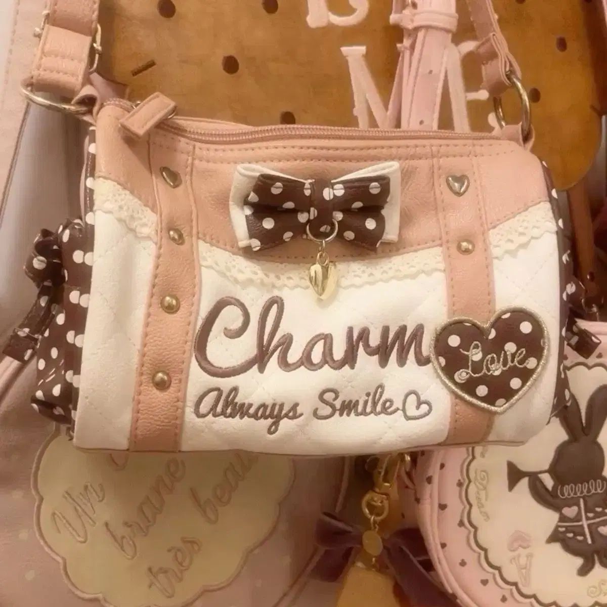 今日だけこの価格 charm ピン Pinterest ラテギャル ピンク ベージュ ドット バッグ