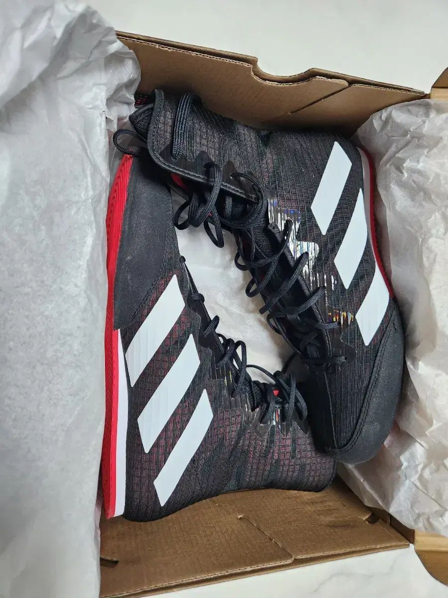  アディダス ボクシング シューズ box hog 4 260 ボクサーホグ 売ります その他 ボクシング