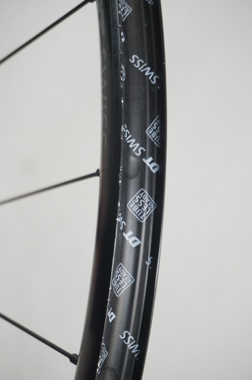 ロードバイクホイール DT SWISS R470 Disc ホイール 新品未使用 DT SWISS 「ディーティースイス」 R470 DB シマノ11速 ホイールセット