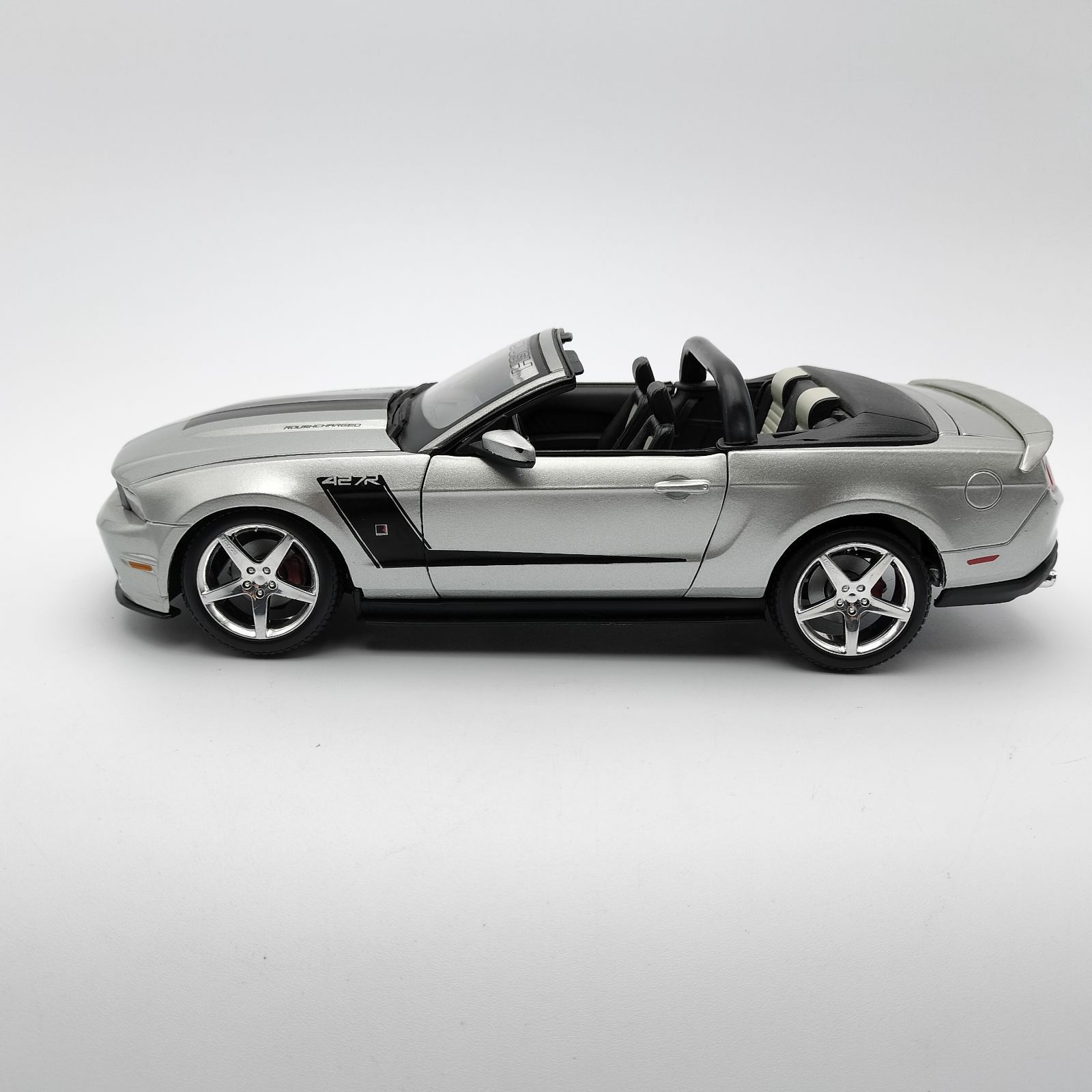 Maisto】2010 ROUSH 427R Ford Mustang 1/18 フォード マスタング ダイ
