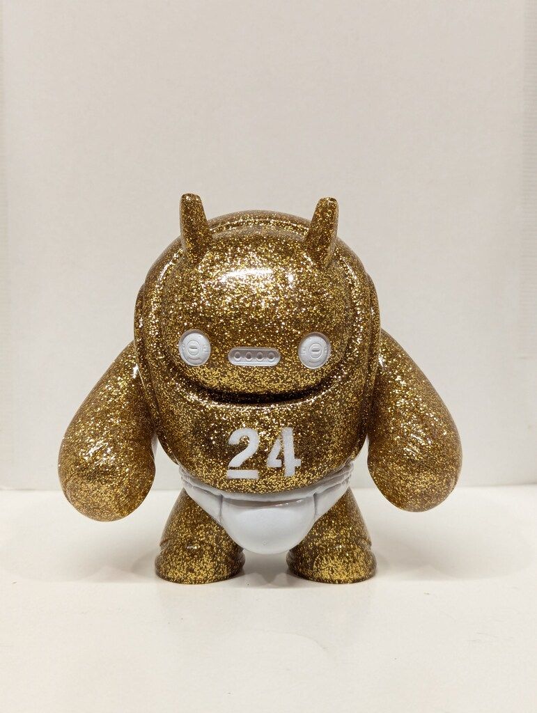 HELLO KITTY × HEYTEA数量限定の猫耳蓋付き陶器ボウル2色セット