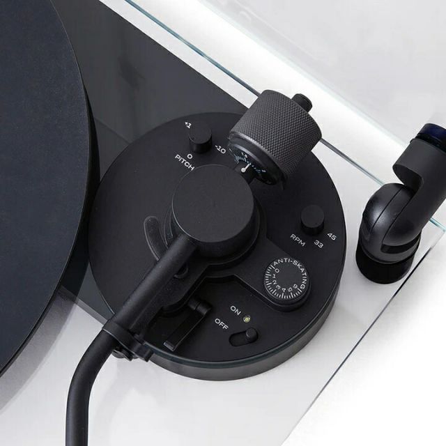 トランスペアレント ターンテーブル