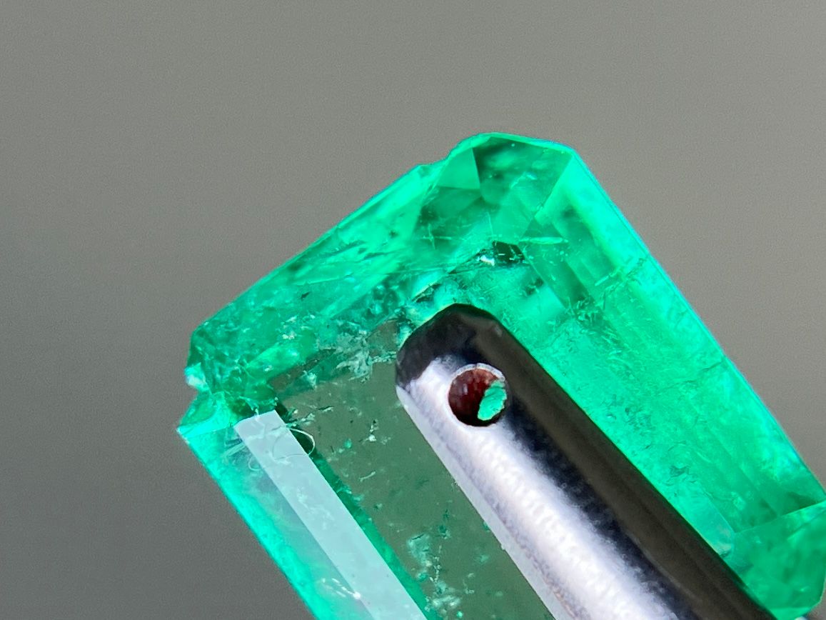  エメラルド 天然 1.084 ct 中央宝石ソーティング付き 7.52㎜×6.24㎜×3.14㎜ ルース 裸石 7226 YY その他 アクセサリー