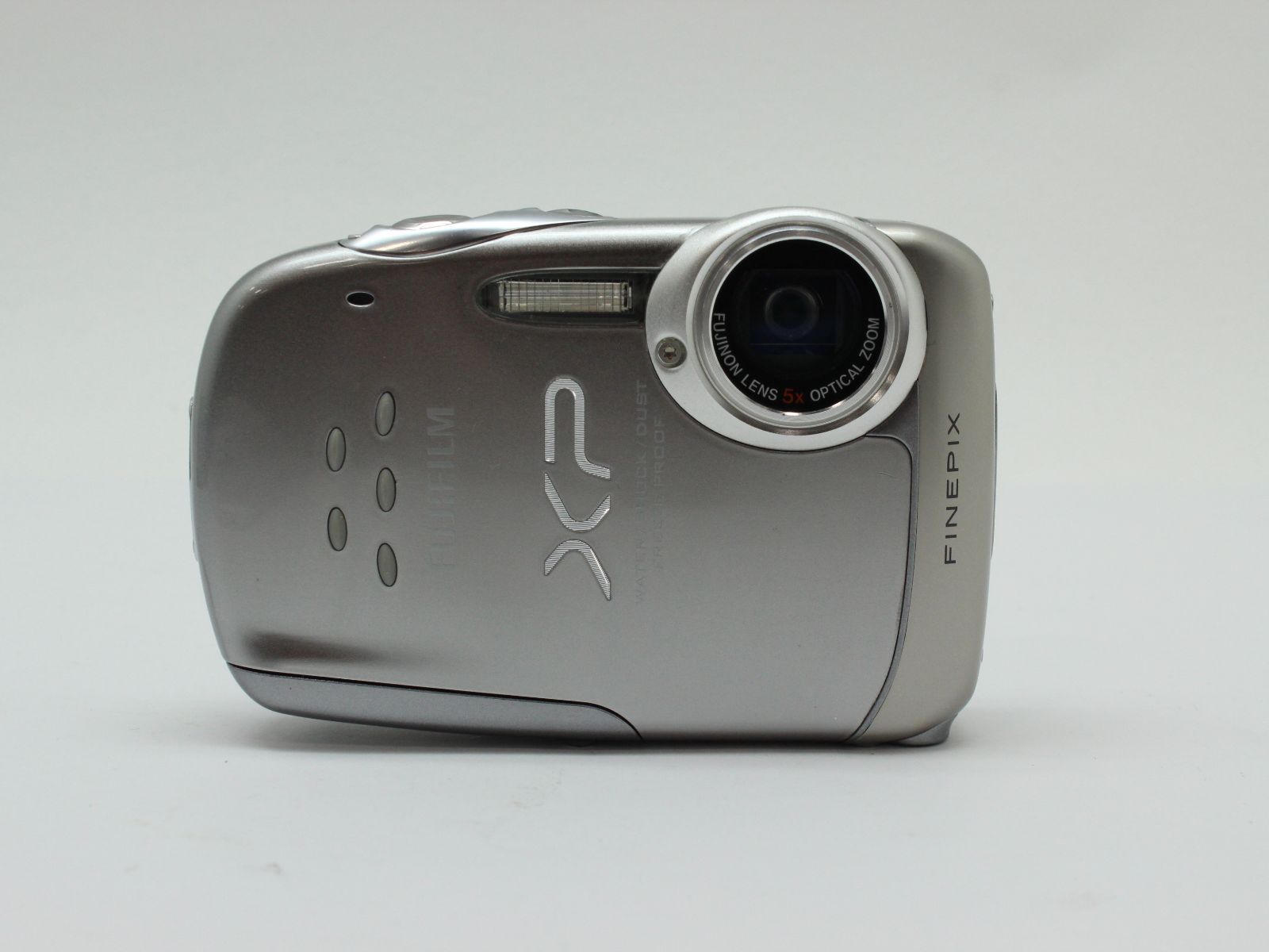 訳あり】FUJIFILM FINEPIX XP10S - メルカリ