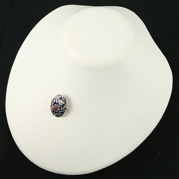 未使用品 碌山 赤珊瑚 シルバー ブローチ 兼 ペンダント 楽天市場】日本 高知産血赤珊瑚 ブローチ ペンダント兼用 8.8ミリ 花