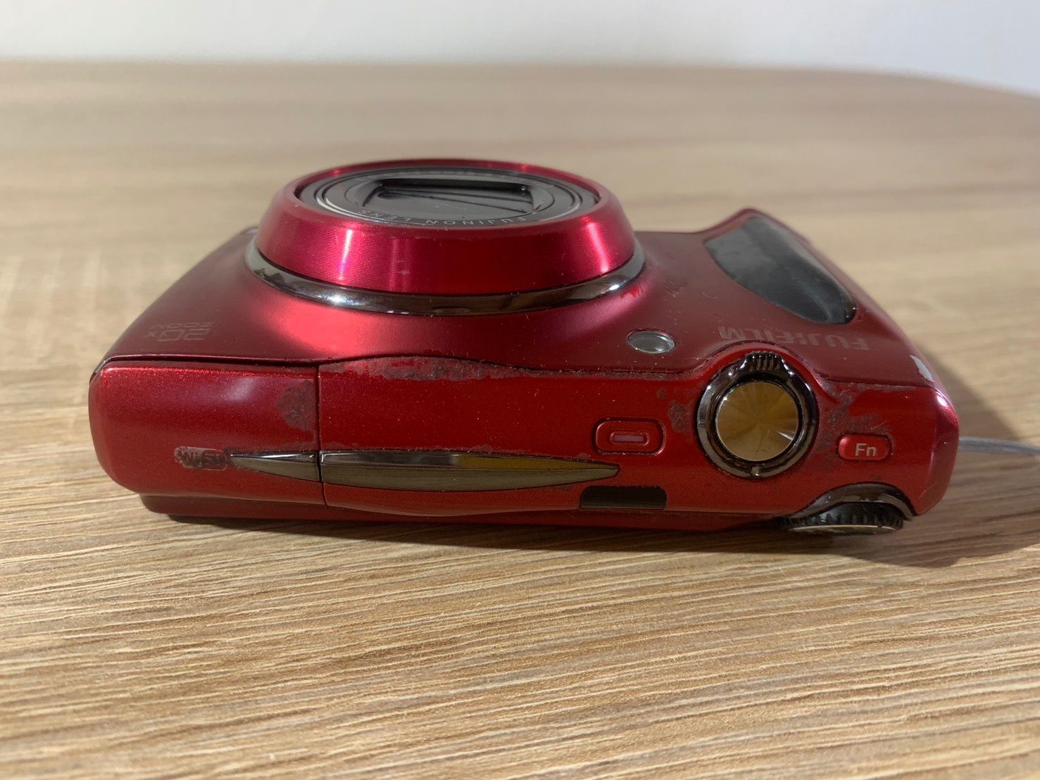 FUJIFILM FinePix F900EXR レッド デジタルカメラ 富士フイルム