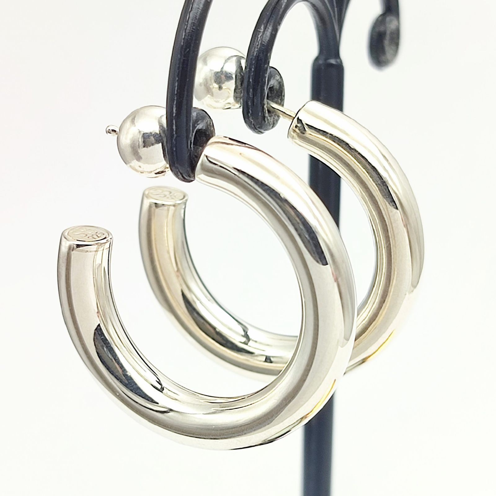 美品】SOPHIE BUHAI ソフィーブハイ Small Everyday Pierced Hoops
